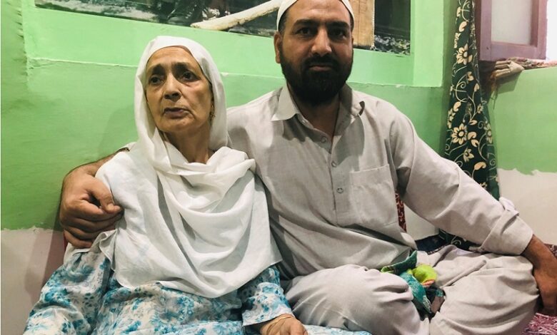 Feature Photo Bashir Baba with his mother Mokhta.